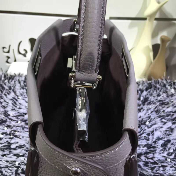 フェンディスーパーコピー フェンディ ★人気 SELLERIA PEEKABOO レギュラーサイズ トフィー Gray 8BN290Q0JF0N8A